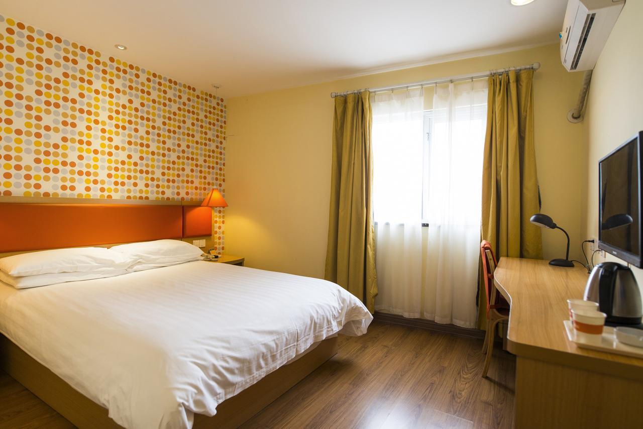 Home Inn Shanghai Century Park Bagian luar foto